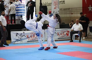 Karatenin Kalbi Gemlik’te Atıyor
